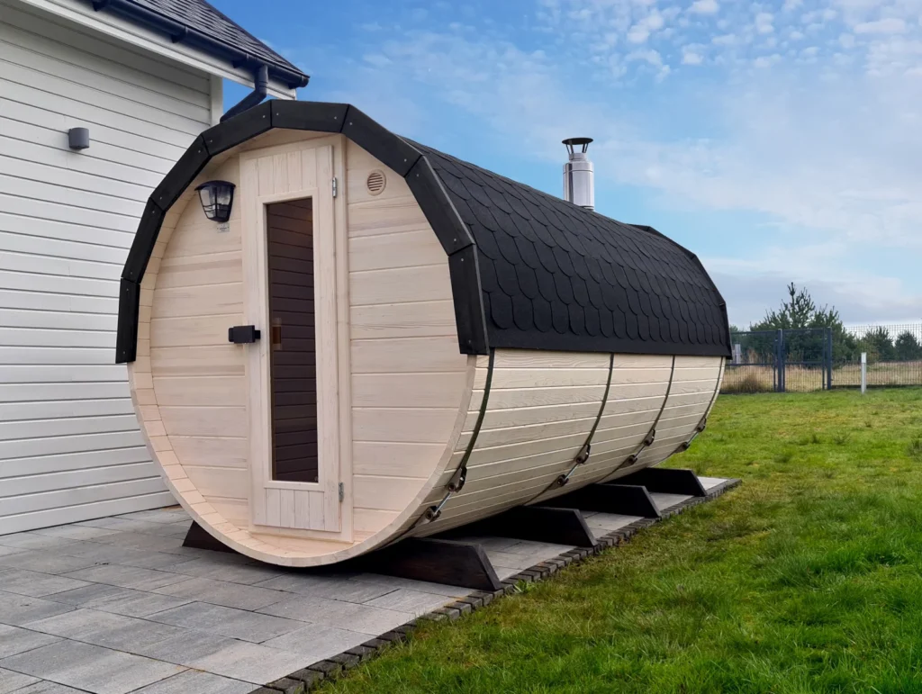 Sauna ogrodowa biberhaus fińska sucha mokra sauny ogrodowe zewnętrzne do ogrodu piec z piecem elektrycznym na drewno harvia huum drewniana biberhaus.com 123